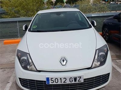 Usado Renault Laguna Coupé GT 180 CV (132 kW) 2010 Blanco Coupe
