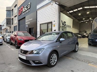 Usado Seat Ibiza Style 95 CV (69 kW) 2016 Gris / plata Berlina