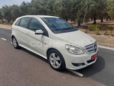 Mercedes B180