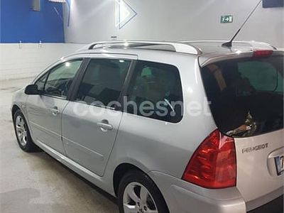 Usado Peugeot 307 110 CV (80 kW) 2008 Gris / plata Familiar