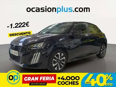 Usado Peugeot 208 Active 102 CV (75 kW) 2024 Negro Utilitario