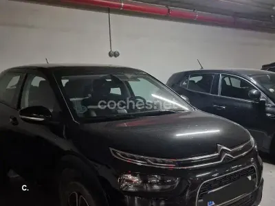 Usado Citroën C4 Cactus Feel 102 CV (75 kW) 2020 Negro Utilitario