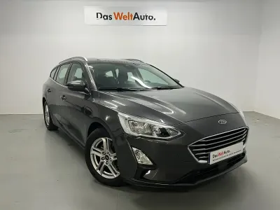 Usado Ford Focus Trend+ 120 CV (88 kW) 2019 Gris Familiar