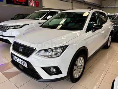 Usado Seat Arona Style 95 CV (69 kW) 2019 Blanco SUV