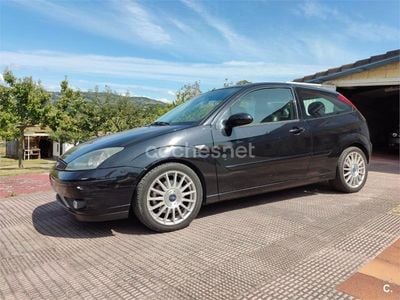 Negro Usado 2003 Ford Focus ST Berlina | 7000 €