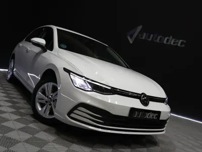 Occasion VW Golf VIII Life 110 ch (80 kW) 2021 Blanc Citadine