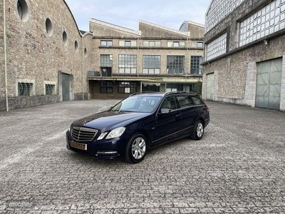 Mercedes E220