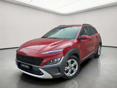 Usado Hyundai Kona 120 CV (88 kW) 2022 Burdeos SUV