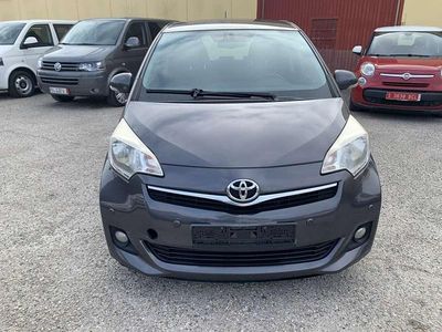 Gris Usado 2013 Toyota Verso Monovolumen | 5900 €