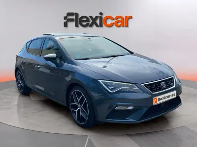 Usado Seat Leon FR 150 CV (110 kW) 2019 Gris Berlina