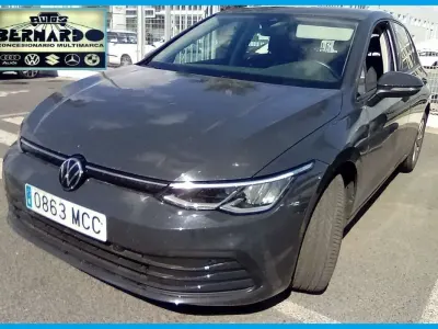 Usado VW Golf VIII 116 CV (85 kW) 2022 Gris Utilitario