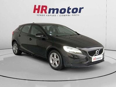 Negro Usado 2016 Volvo V40 Momentum Utilitario | 13.740 € (Precio justo)