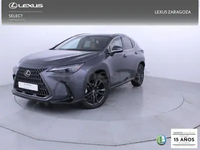 Usado Lexus NX350h Executive Line 242 CV (177 kW) 2024 Gris / plata SUV