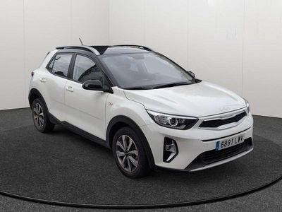 Usado Kia Stonic 84 CV (61 kW) 2022 Negro SUV