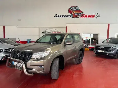 Usado Toyota Land Cruiser 204 CV (150 kW) 2020 Verde SUV