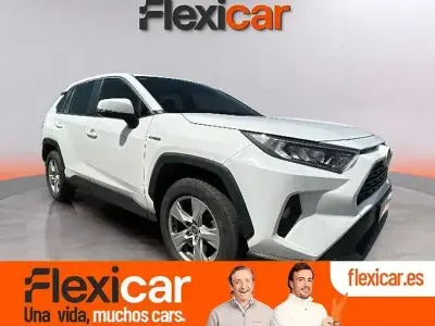 Begagnad Toyota RAV4 Hybrid Advance 222 HK (163 kW) 2020 Vit SUV