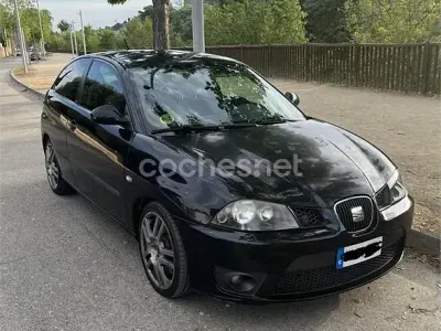 Usado Seat Ibiza CUPRA 160 CV (117 kW) 2006 Negro Utilitario