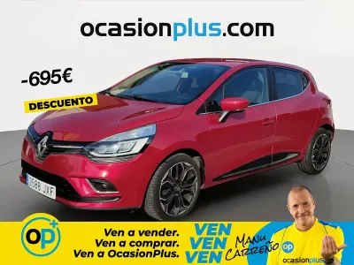 Usado Renault Clio Zen 90 CV (66 kW) 2017 Rojo