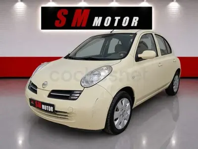Usado Nissan Micra 80 CV (58 kW) 2005 Amarillo Berlina