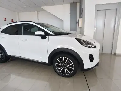 Usado Ford Puma Titanium 125 CV (91 kW) 2024 Blanco SUV