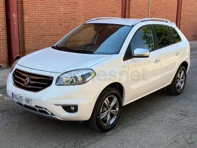 Usado Renault Koleos Bose Edition 150 CV (110 kW) 2013 Blanco SUV