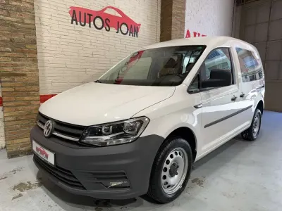 Usado VW Caddy Business 122 CV (89 kW) 2019 Blanco Monovolumen