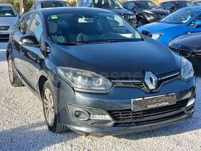 Begagnad Renault Mégane Business 95 HK (69 kW) 2015 Svart Sedan
