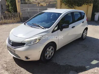 Usado Nissan Note Acenta 80 CV (58 kW) 2015 Blanco Utilitario