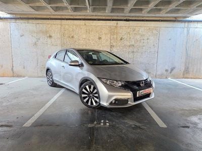 Usado Honda Civic Sport 120 CV (88 kW) 2015 Gris / plata Berlina