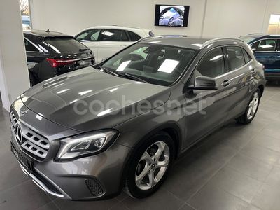 Mercedes GLA220