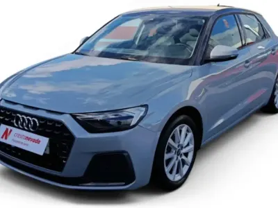 Usado Audi A1 Sportback Advanced Plus 116 CV (85 kW) 2023 Gris / plata Utilitario