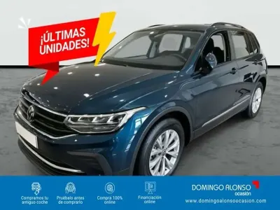Używany VW Tiguan 131 KM (96 kW) 2022 Niebieski SUV