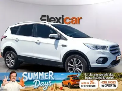 Usado Ford Kuga Trend 150 CV (110 kW) 2017 Blanco SUV