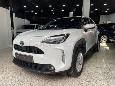 Usado Toyota Yaris Cross Active 116 CV (85 kW) 2023 Blanco SUV