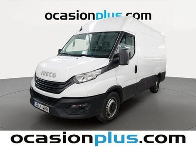 Usado Iveco Daily 156 CV (114 kW) 2023 Blanco Familiar