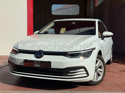 Usado VW Golf VIII Life 115 CV (84 kW) 2022 Blanco Berlina
