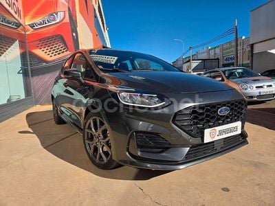 Gris / plata Usado 2023 Ford Fiesta ST-Line X Berlina | 14.450 € (Precio justo)