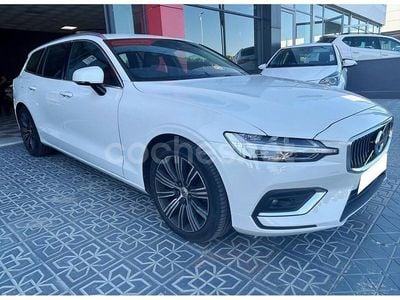 Blanco Usado 2021 Volvo V60 Inscription Familiar | 28.900 € (Un poco caro)