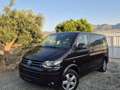 Usado VW Multivan Highline 180 CV (132 kW) 2012 Marrón Monovolumen