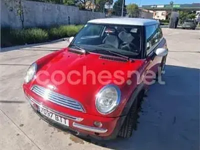 Usado Mini Cooper 115 CV (84 kW) 2002 Rojo Utilitario