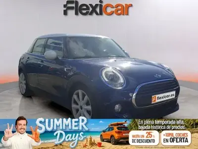 Usado Mini Cooper D 116 CV (85 kW) 2017 Azul Utilitario