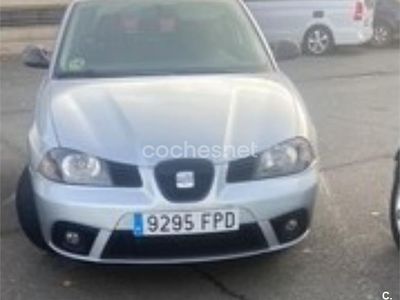 Gris / plata Usado 2007 Seat Ibiza Reference Berlina | 1995 € (Precio justo)