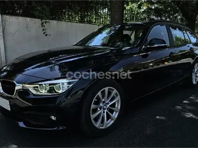 Usado BMW 318 Sport Line 143 CV (105 kW) 2016 Azul Familiar