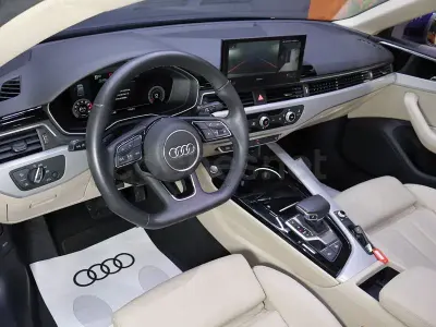 Käytetty Audi A5 Sportback S-Line 150 HP (110 kW) 2021 Sininen Viistoperä