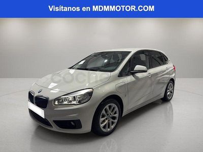 Usado BMW 225 Active Tourer iPerformance 224 CV (164 kW) 2018 Blanco Monovolumen