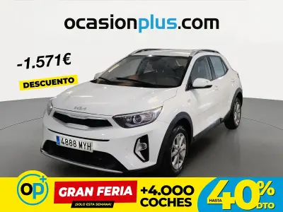 Usado Kia Stonic 79 CV (58 kW) 2025 Blanco SUV