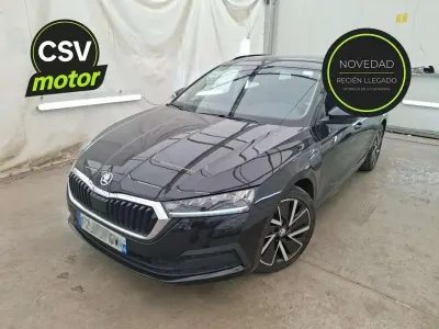 Usado Skoda Octavia Ambition 204 CV (150 kW) 2021 Negro Utilitario