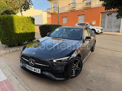 Gris / plata Usado 2023 Mercedes C220 Berlina | 39.999 € (Precio justo)