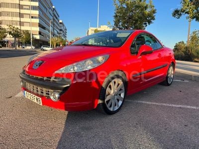 Rojo Usado 2007 Peugeot 207 CC Sport Descapotable | 4800 € (Buen precio)