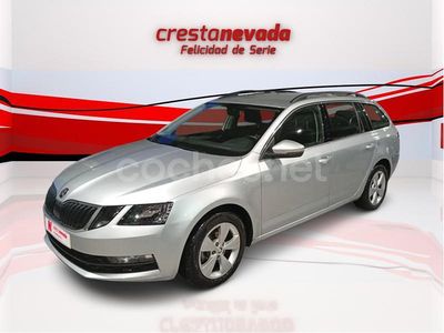 Gris / plata Usado 2020 Skoda Octavia Familiar | 15.800 € (Precio justo)